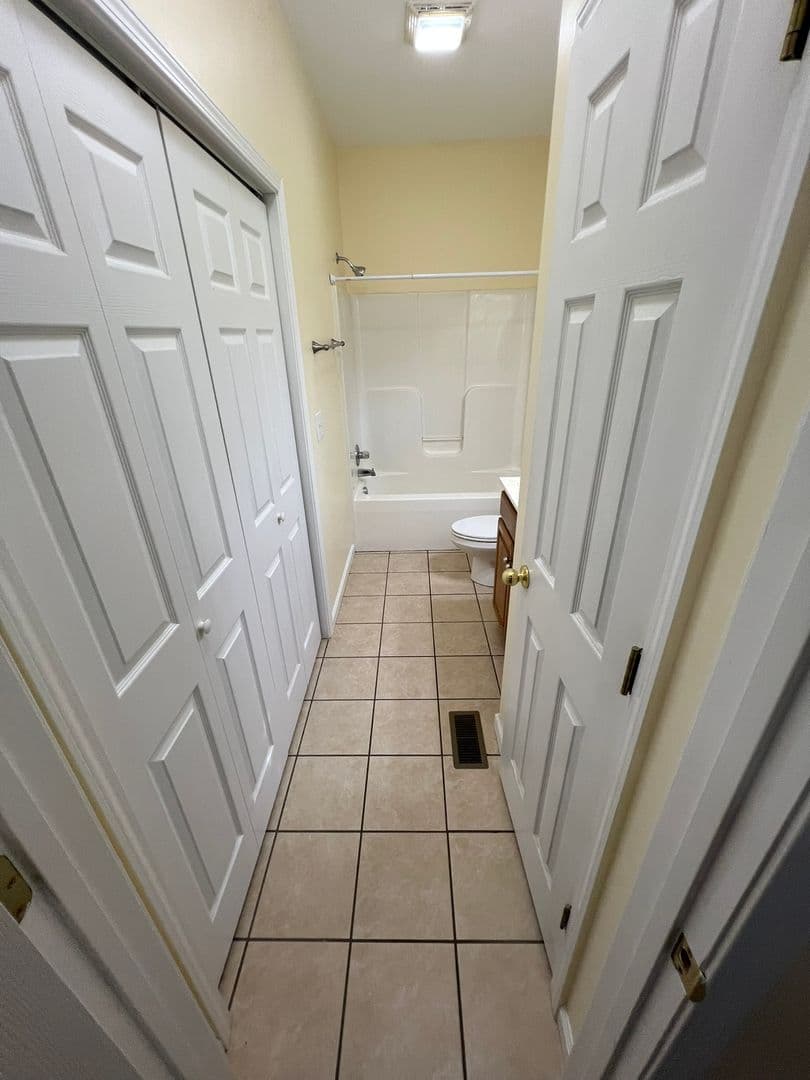 Arden Townhome: 14 Pepperbrush Trail