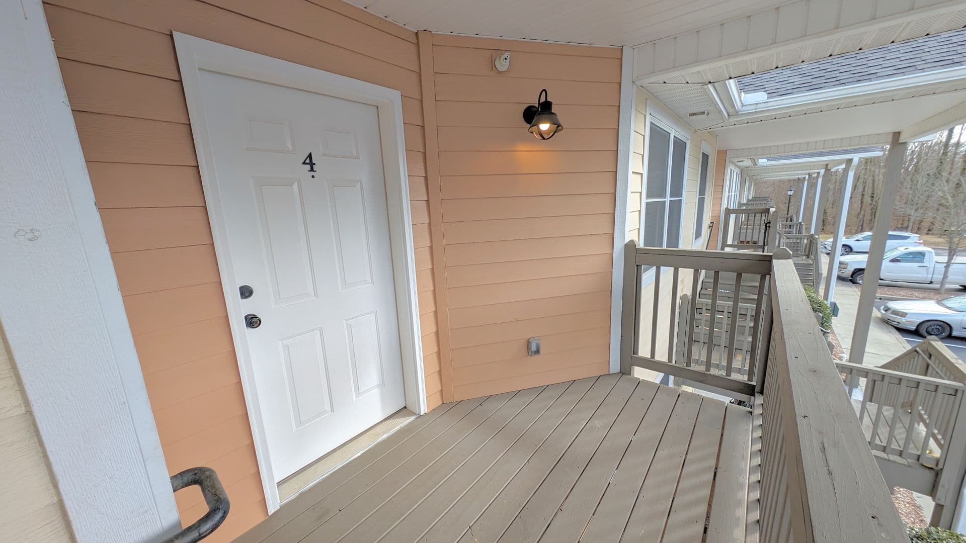 Hendersonville Apartment: 94 Charleston Court
