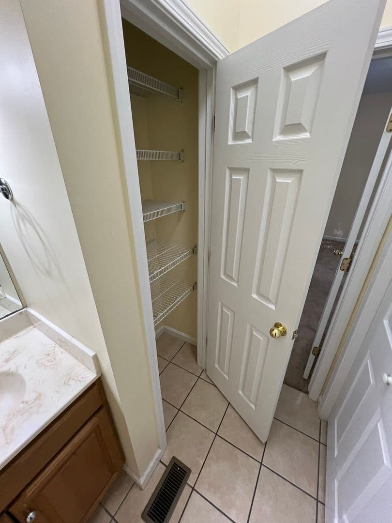 Arden Townhome: 14 Pepperbrush Trail