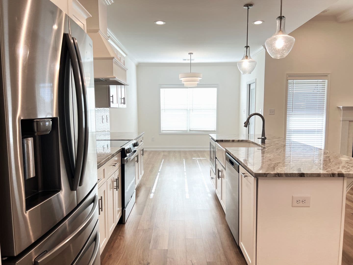 Kathleen House: 120 Field View Ln