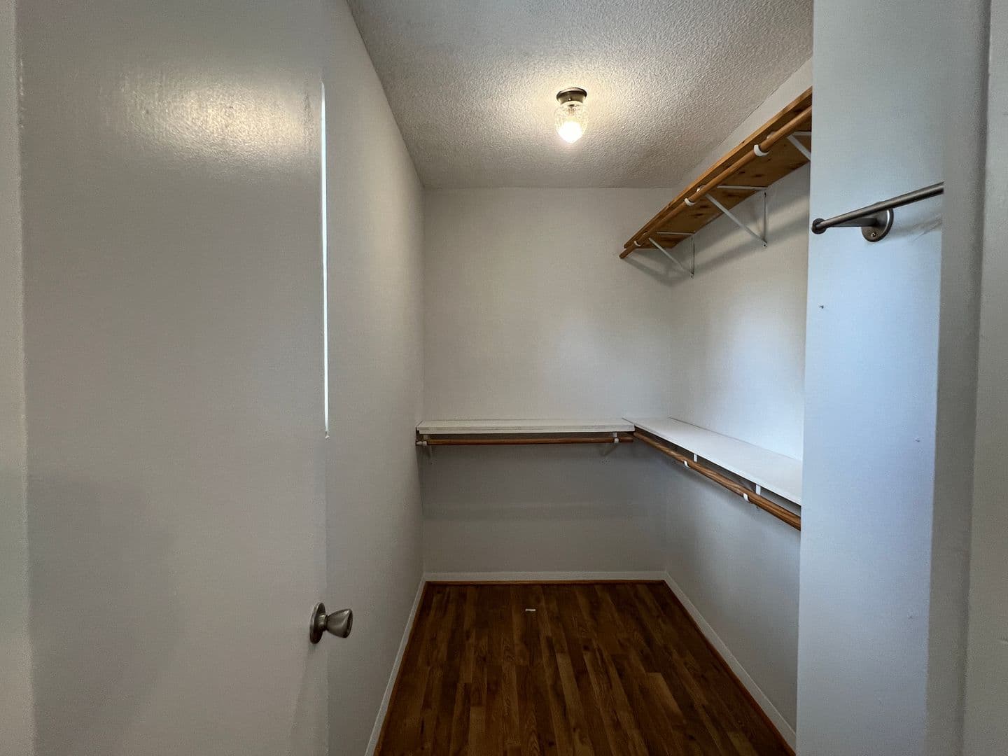 Bonaire House: 620 Maplewood Dr