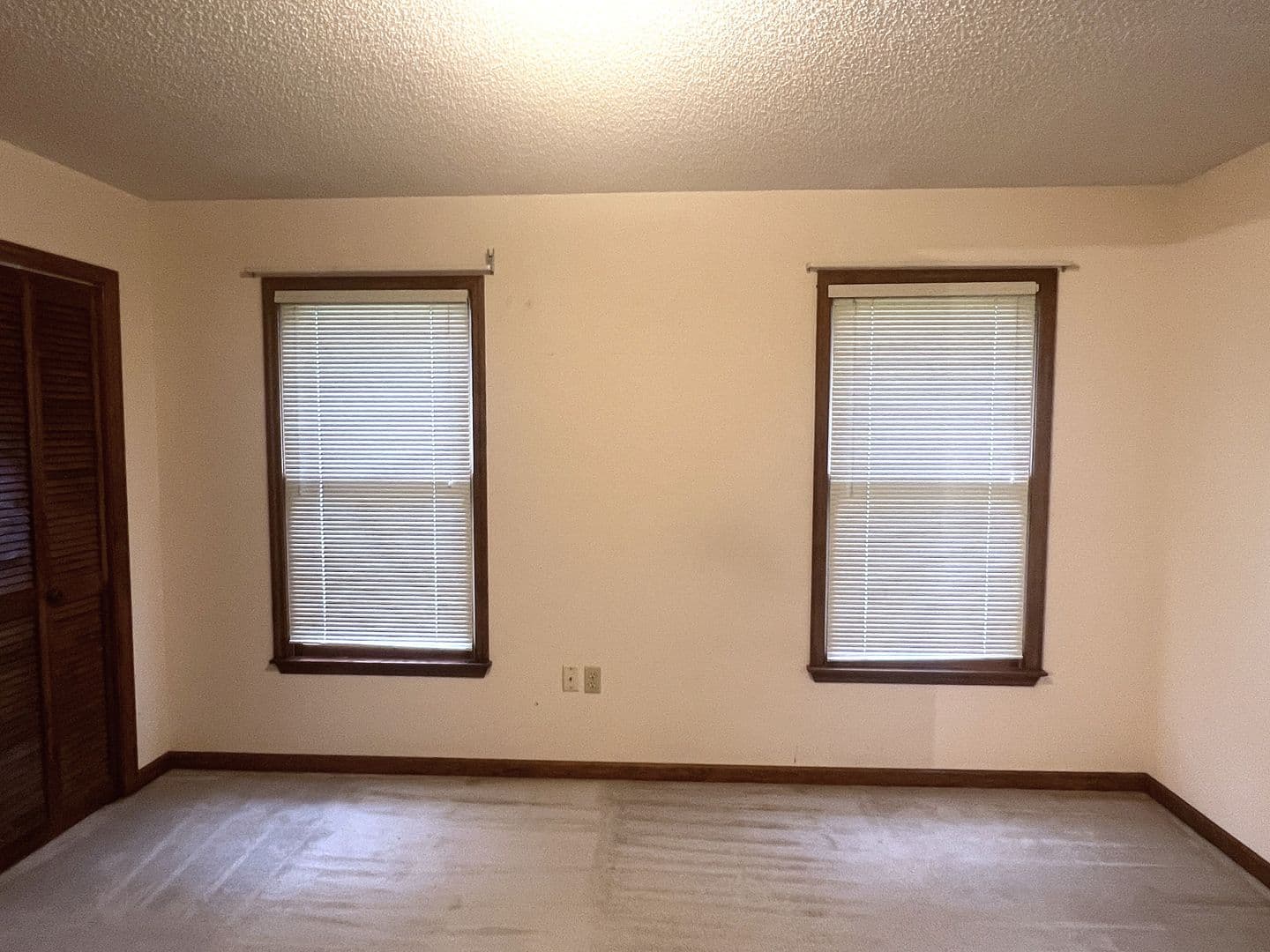 Kathleen House: 178 Woodard Rd