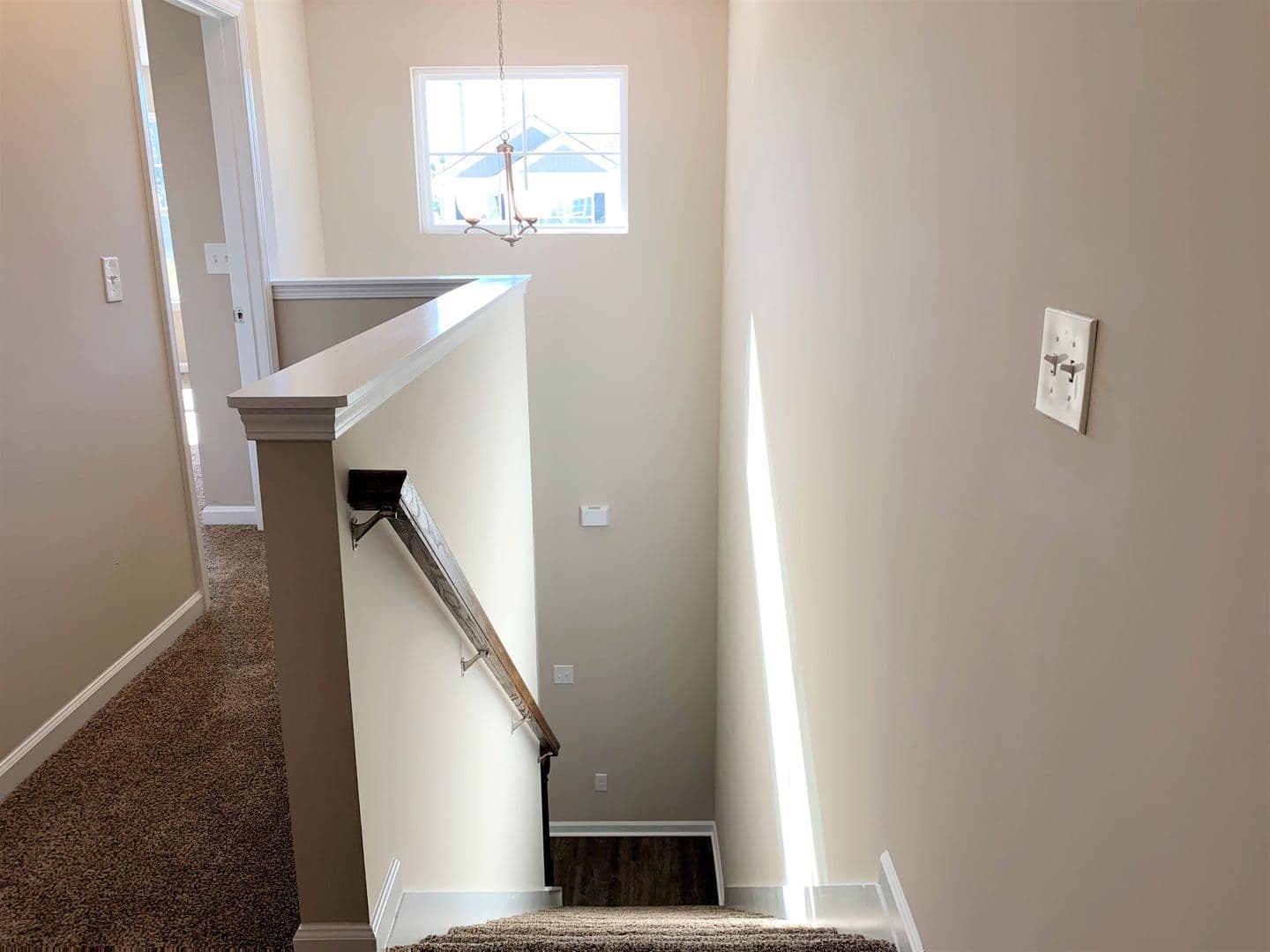 Macon House: 305 Pond View Rd