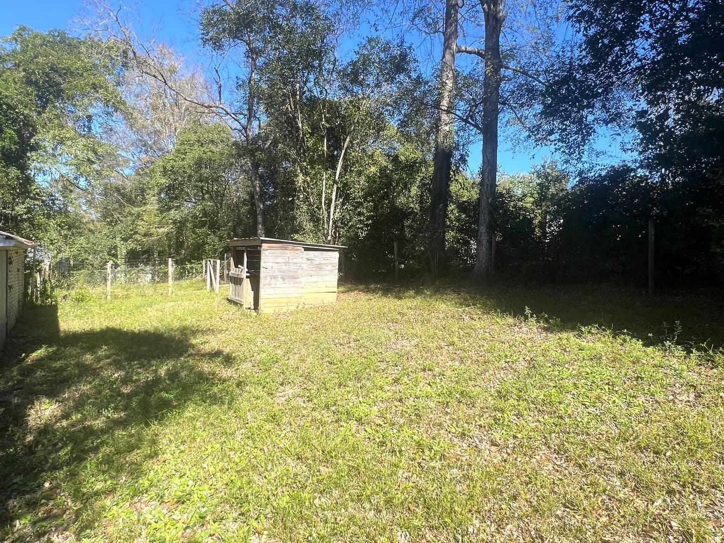 Macon House: 2581 Old Holton Rd
