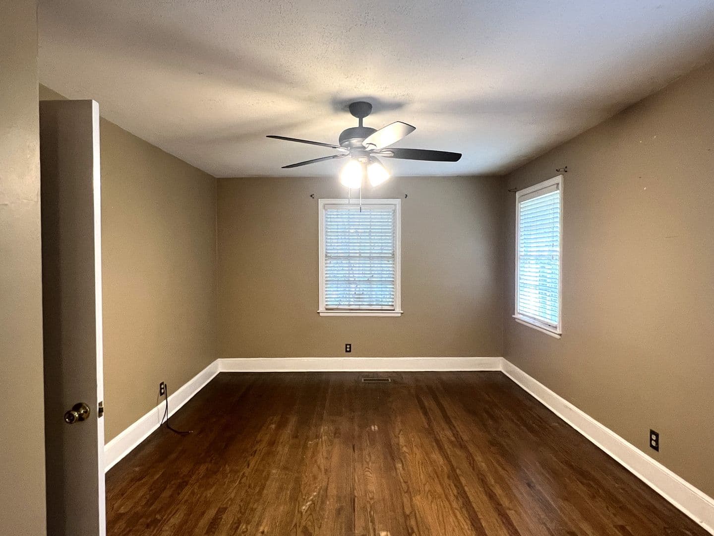 Macon House: 611 Corbin Ave