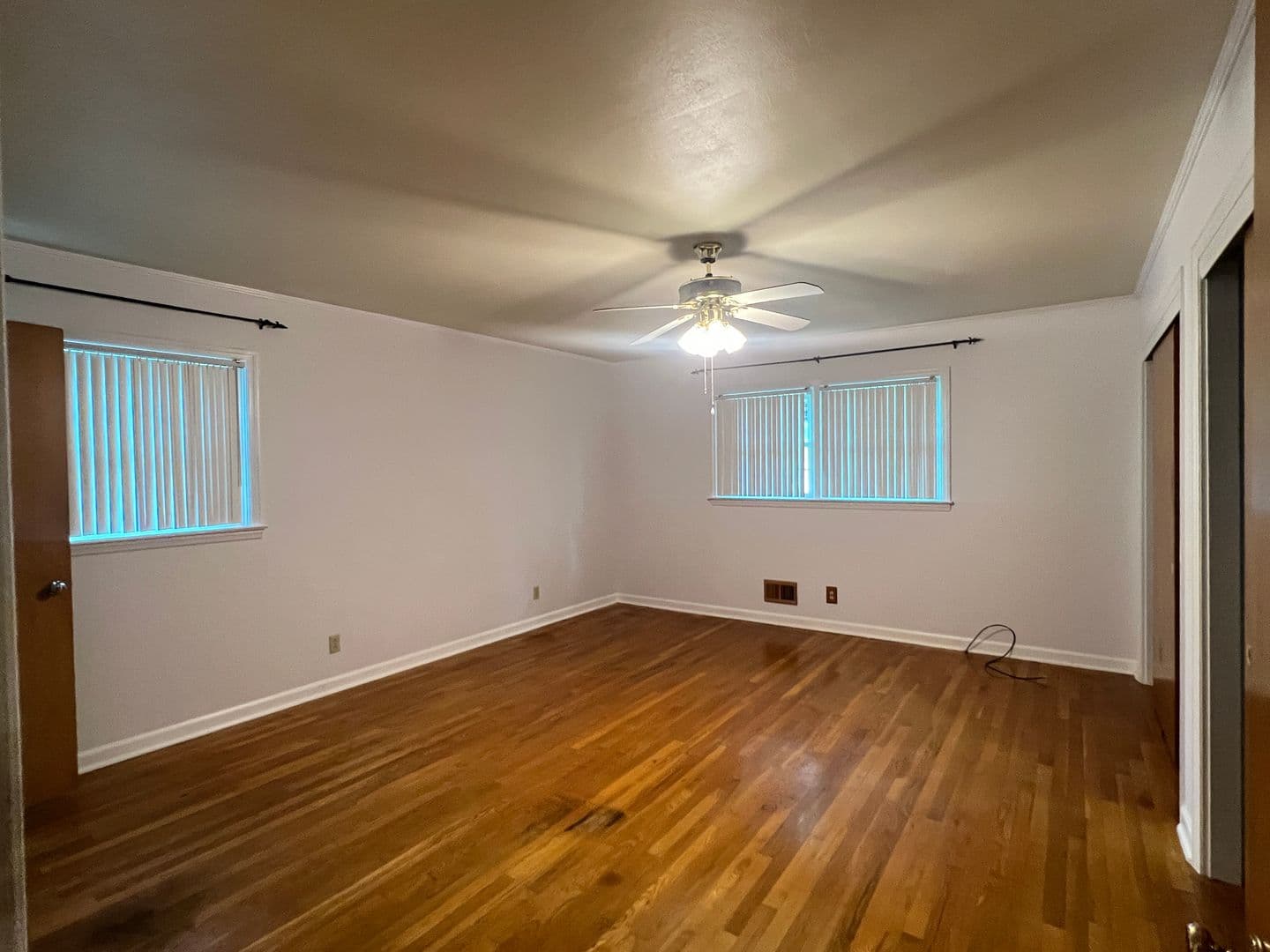 Macon House: 1943 Birchwood Way