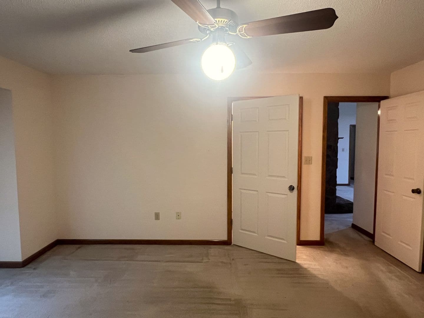 Kathleen House: 178 Woodard Rd
