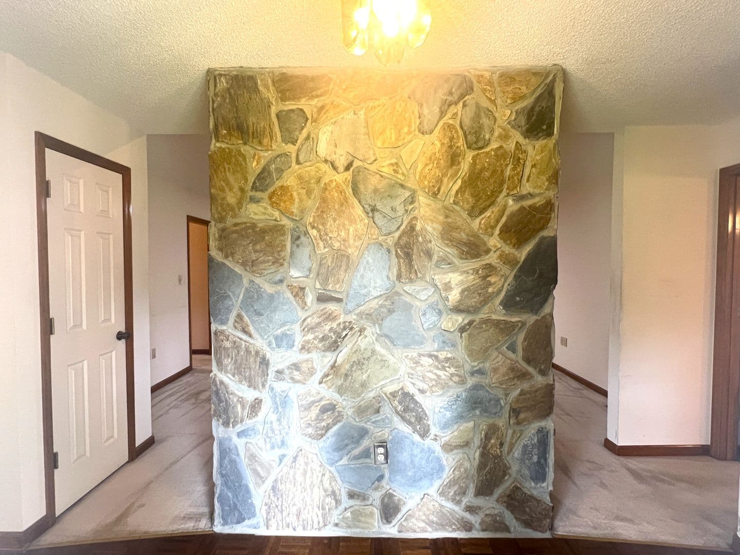 Kathleen House: 178 Woodard Rd