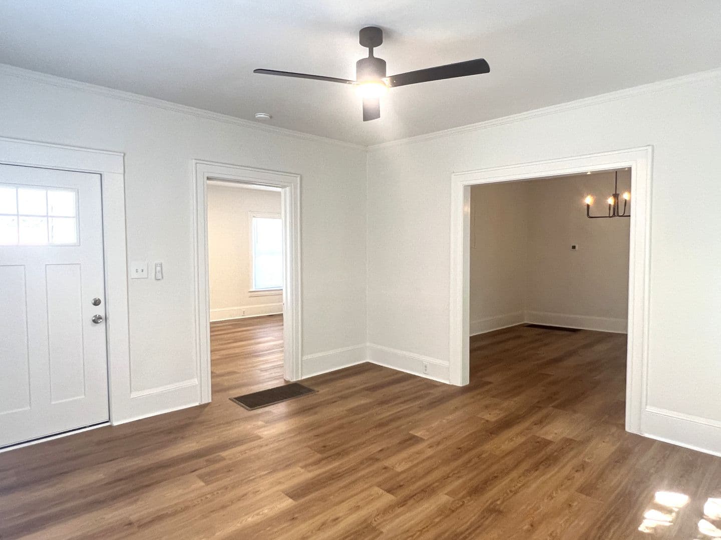 Macon House: 133 Desoto Pl