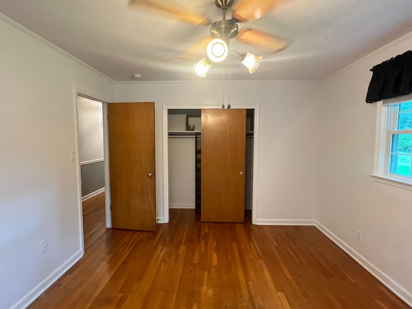 Macon House: 1943 Birchwood Way