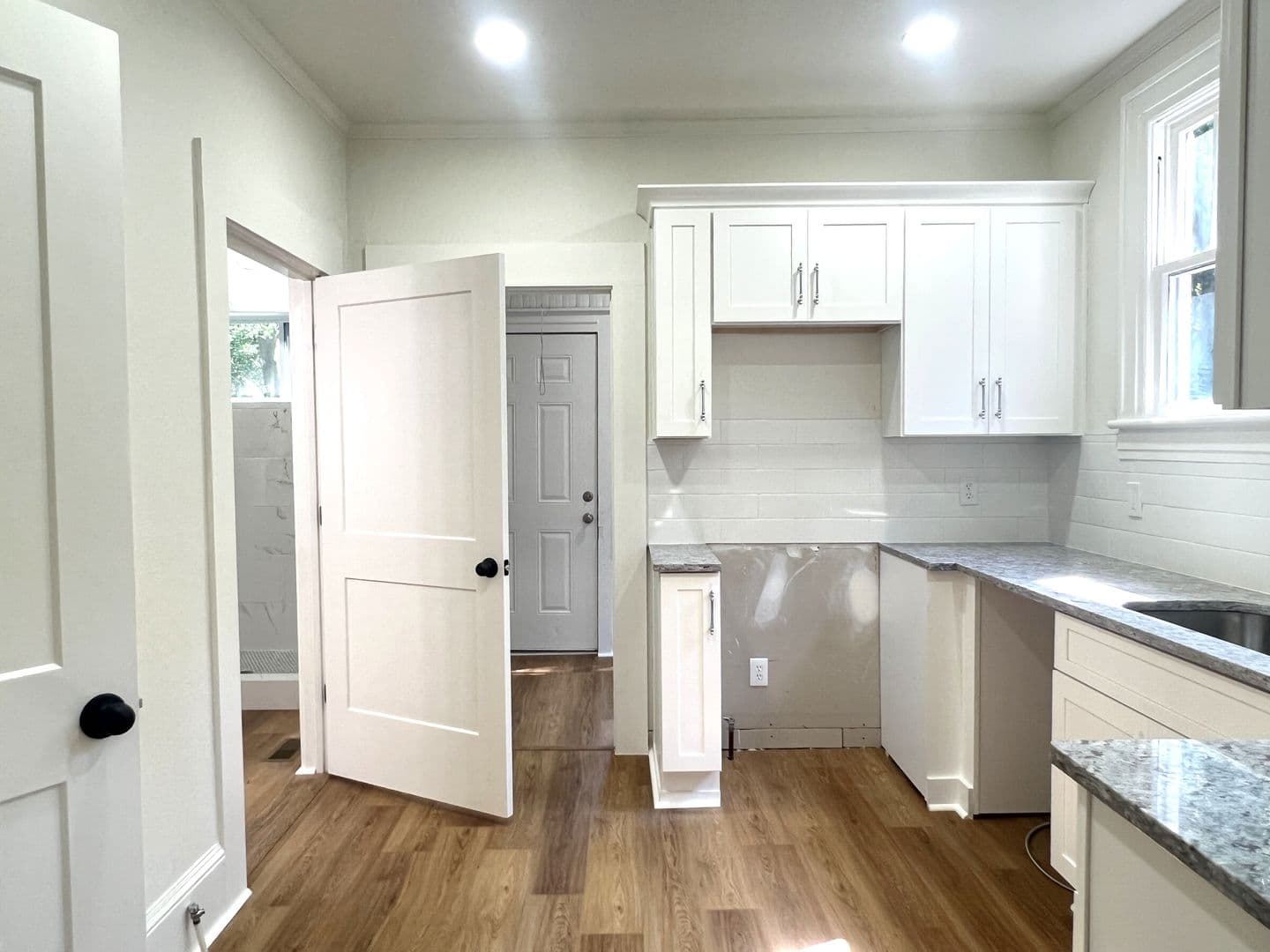 Macon House: 133 Desoto Pl
