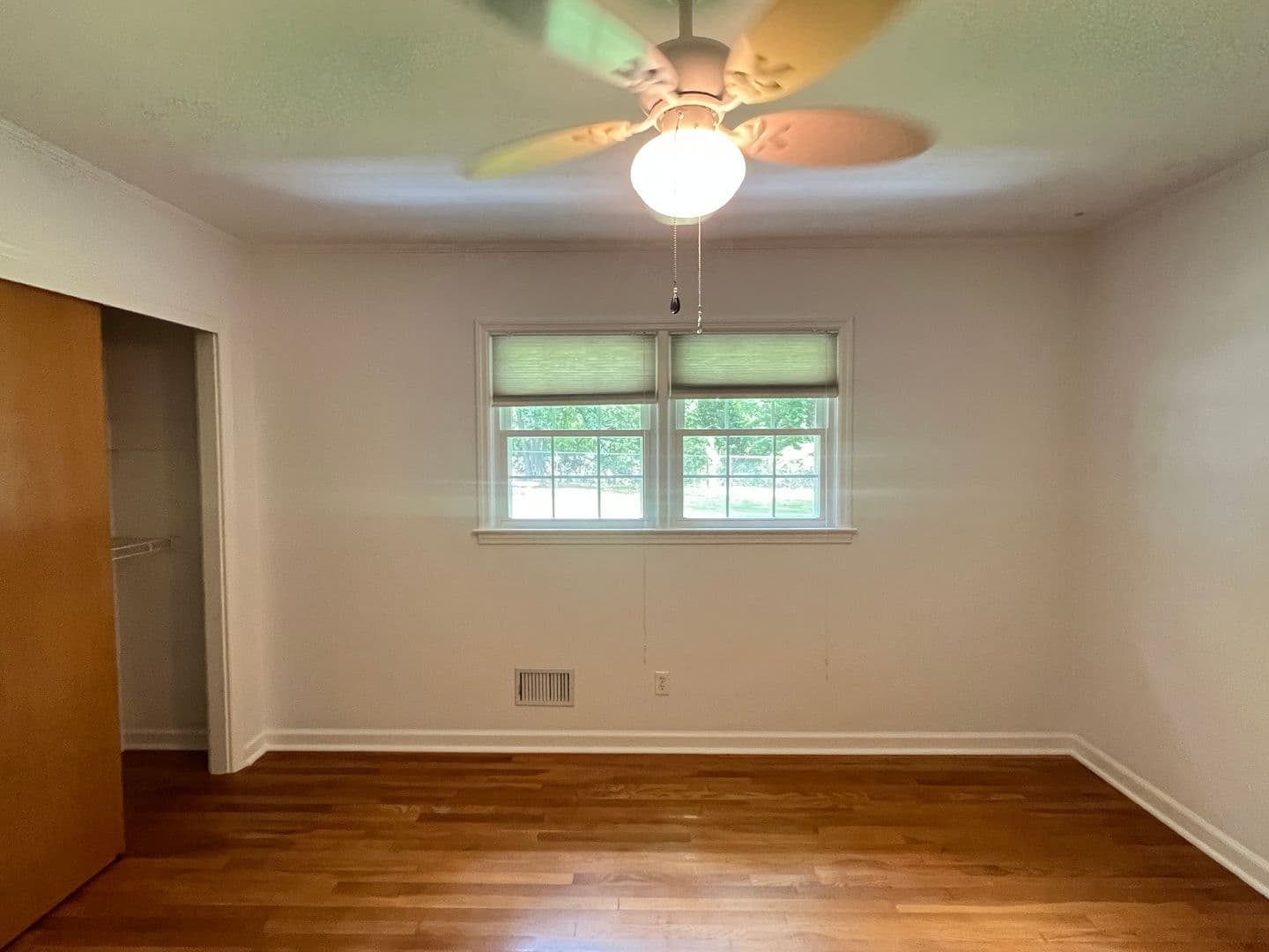 Macon House: 1943 Birchwood Way