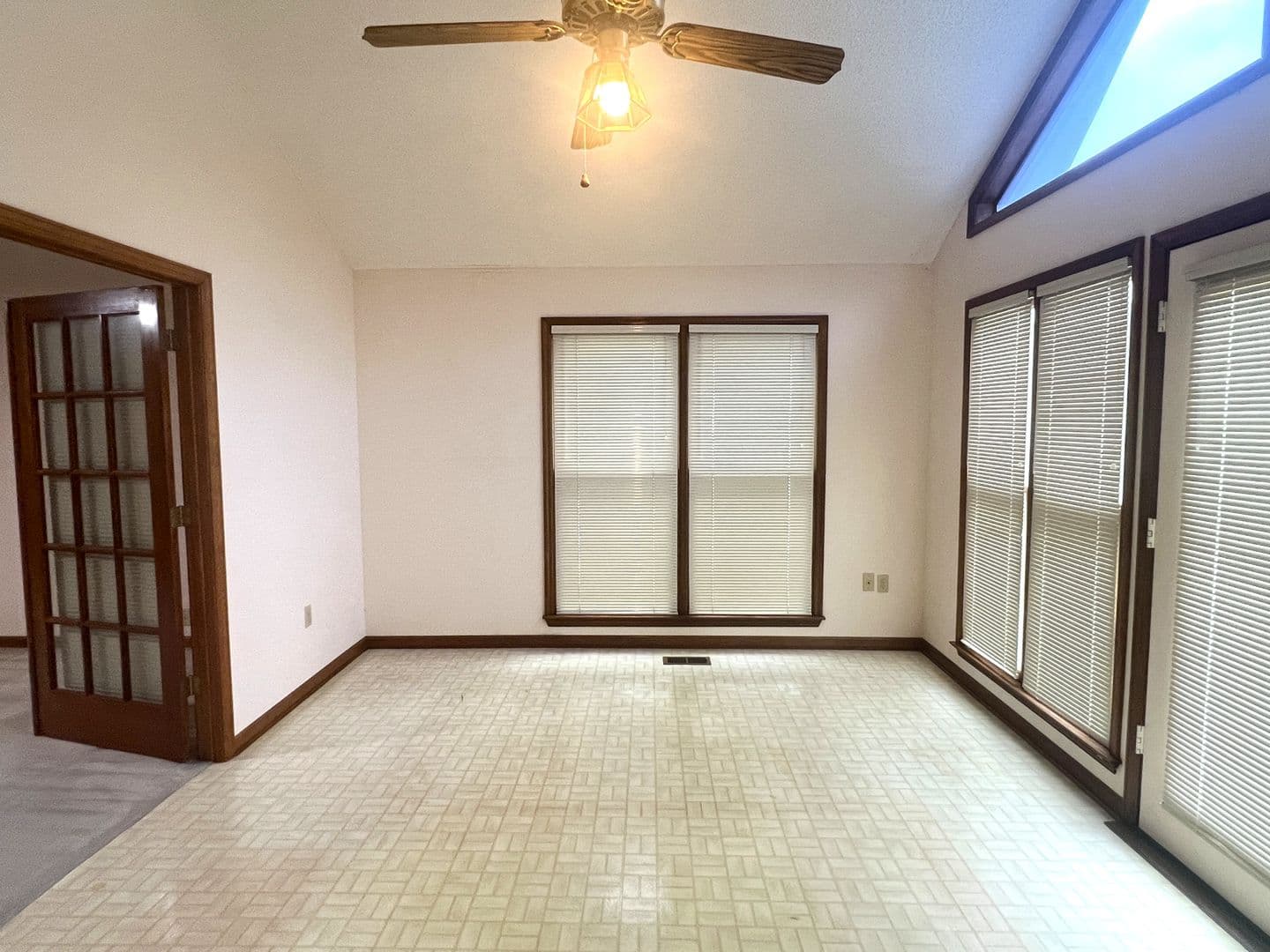 Kathleen House: 178 Woodard Rd