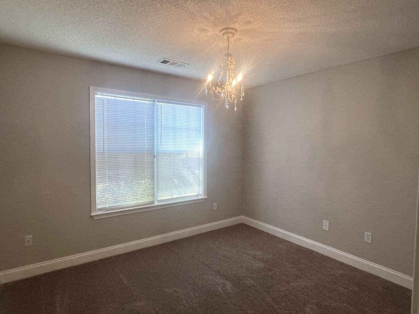 Byron House: 416 Covington Cove