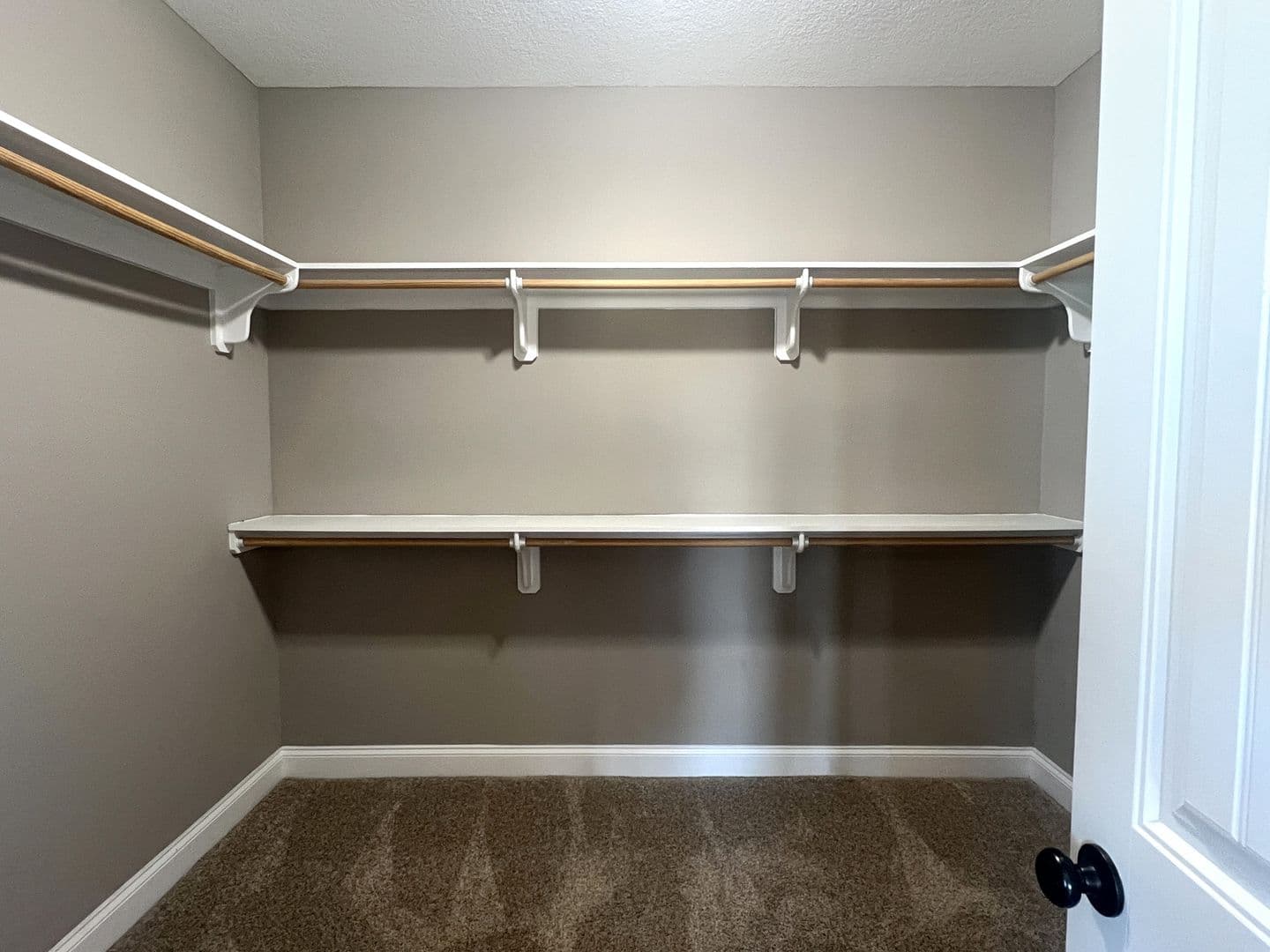 Bonaire House: 211 Ledford Way