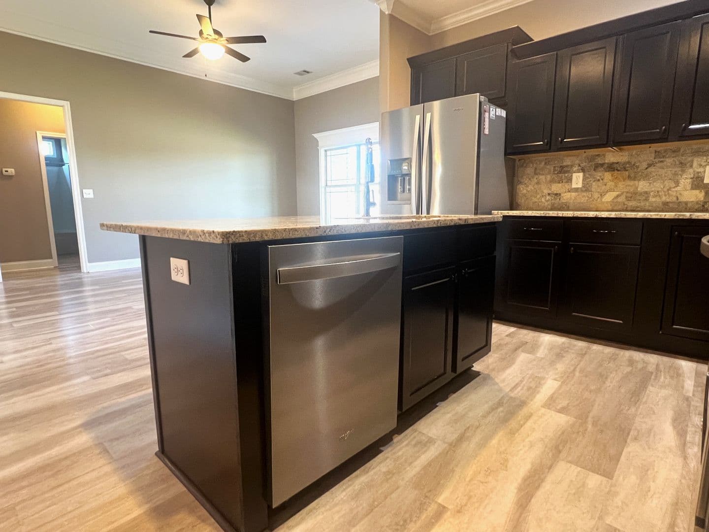 Bonaire House: 211 Ledford Way