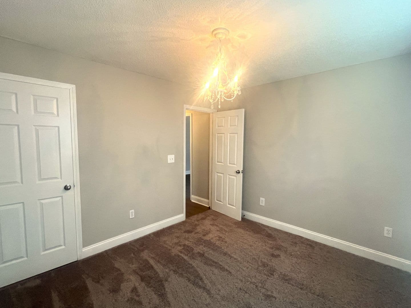 Byron House: 416 Covington Cove