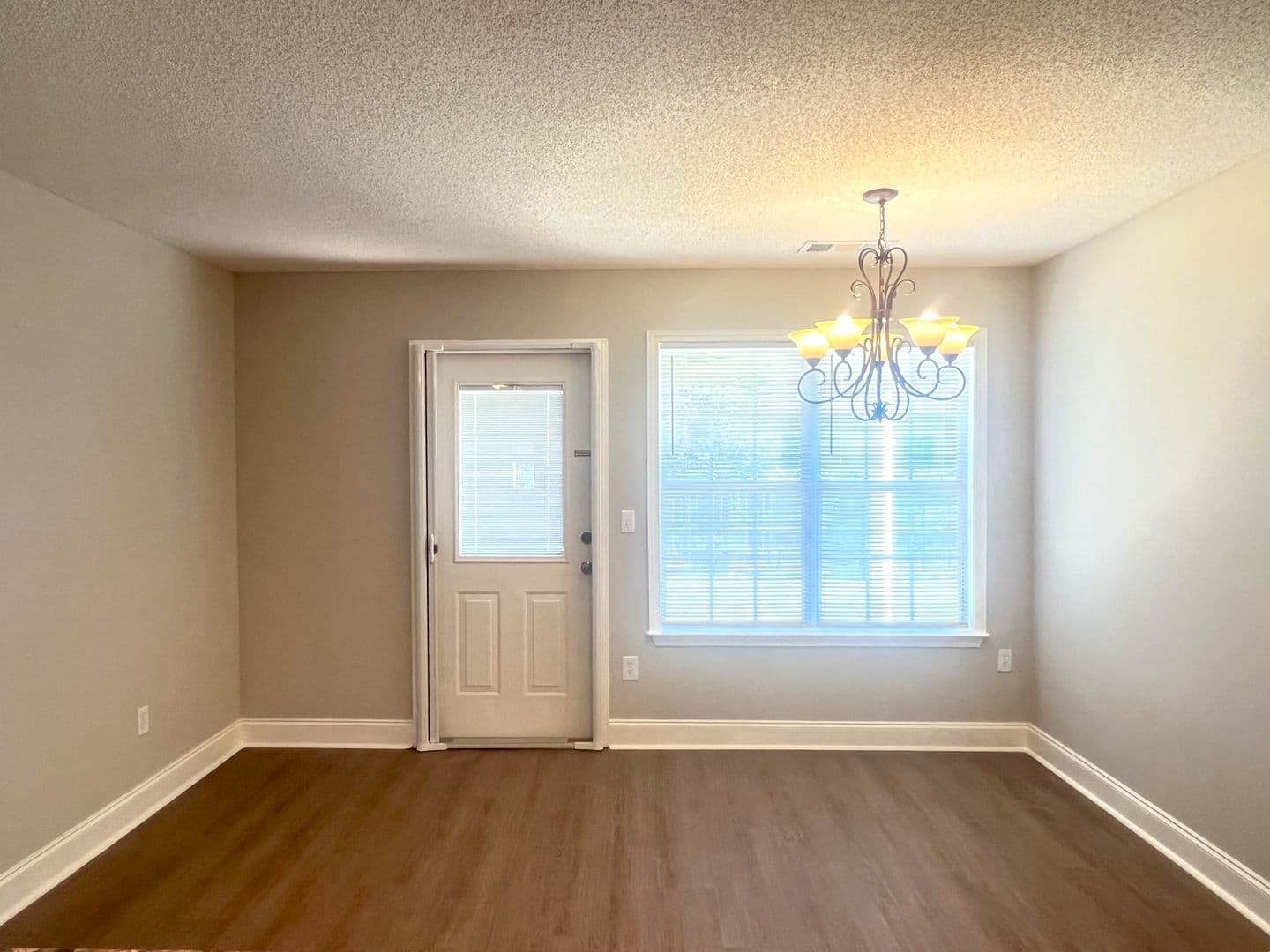 Byron House: 416 Covington Cove