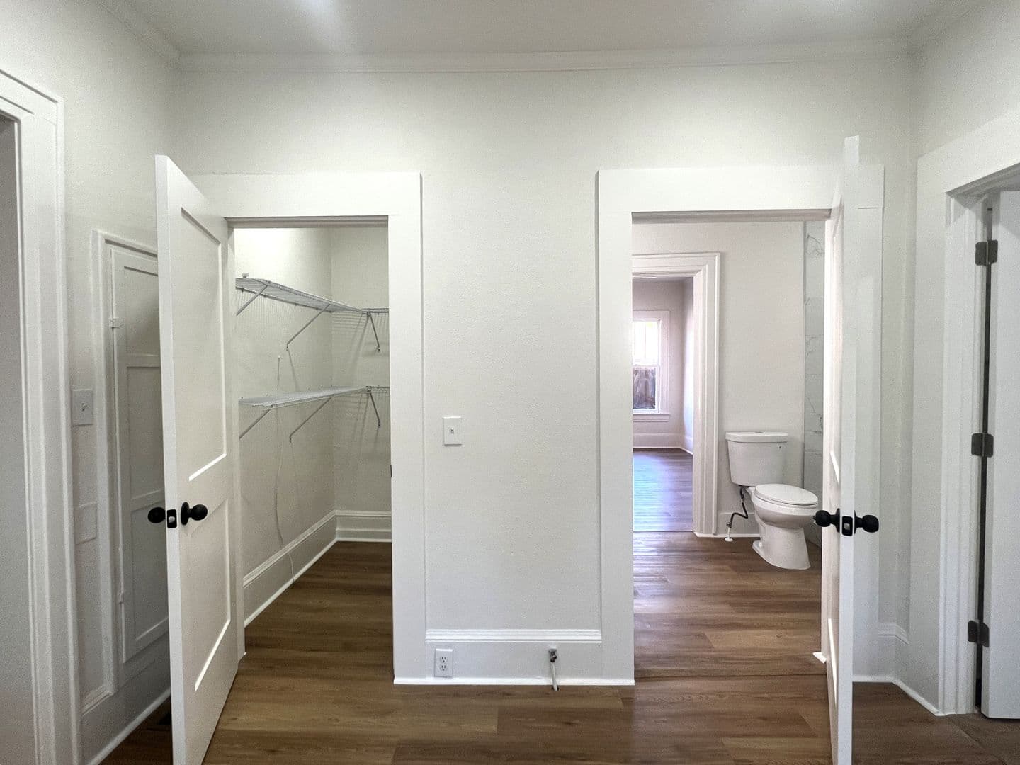 Macon House: 133 Desoto Pl