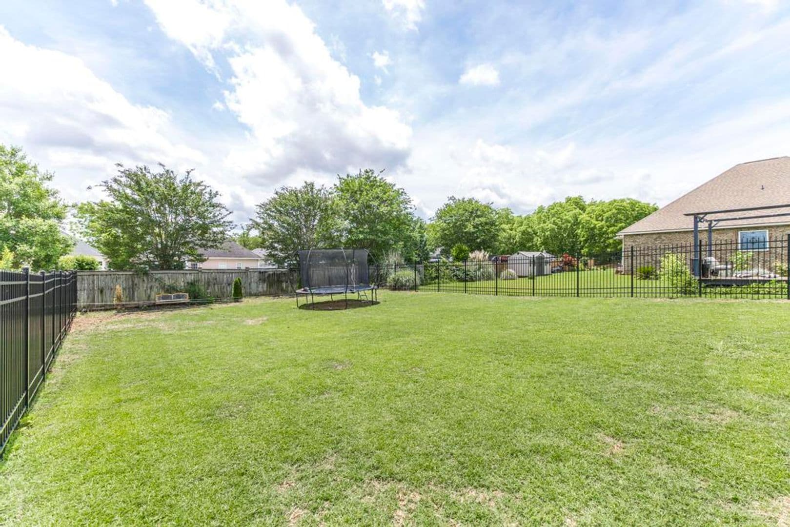 Centerville House: 504 Eagle Springs Dr