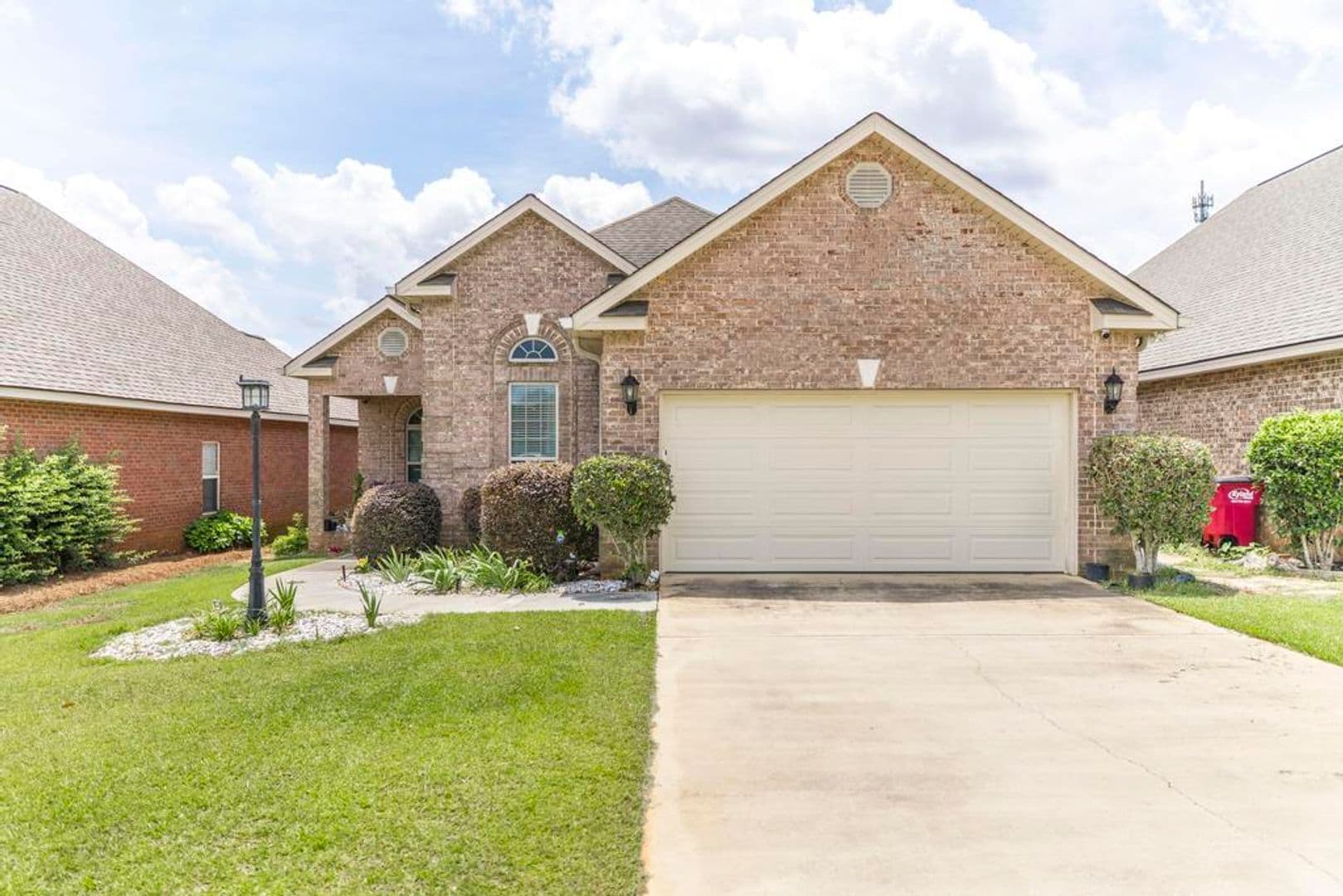 Centerville House: 504 Eagle Springs Dr