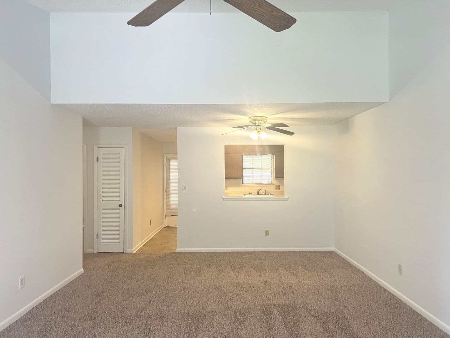 Warner Robins House: 124 Tallulah Tr