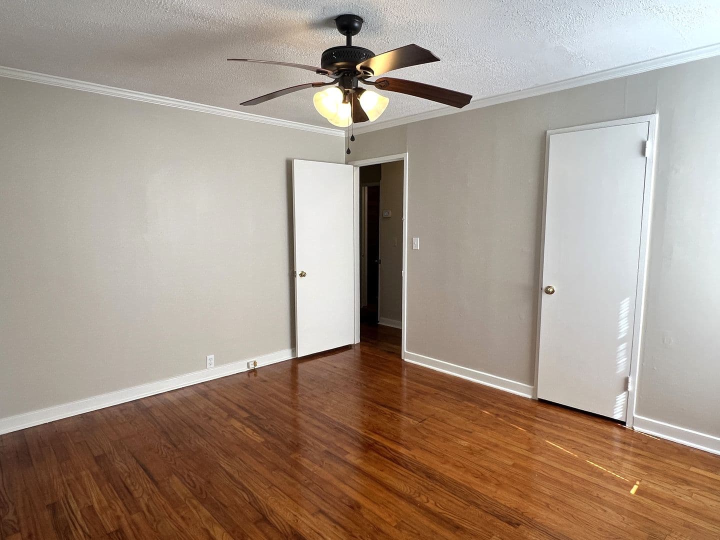 Macon House: 2581 Old Holton Rd