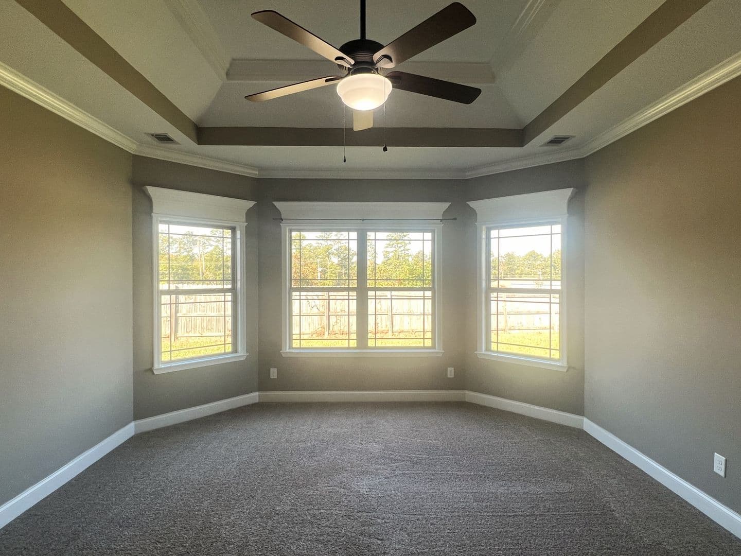 Bonaire House: 211 Ledford Way
