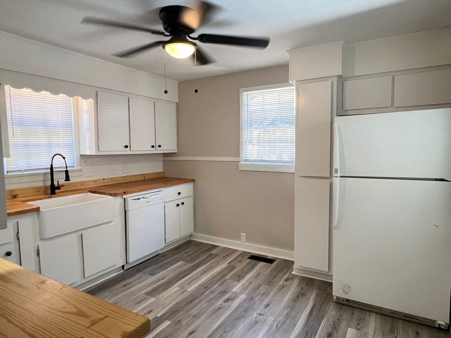 Macon House: 2581 Old Holton Rd