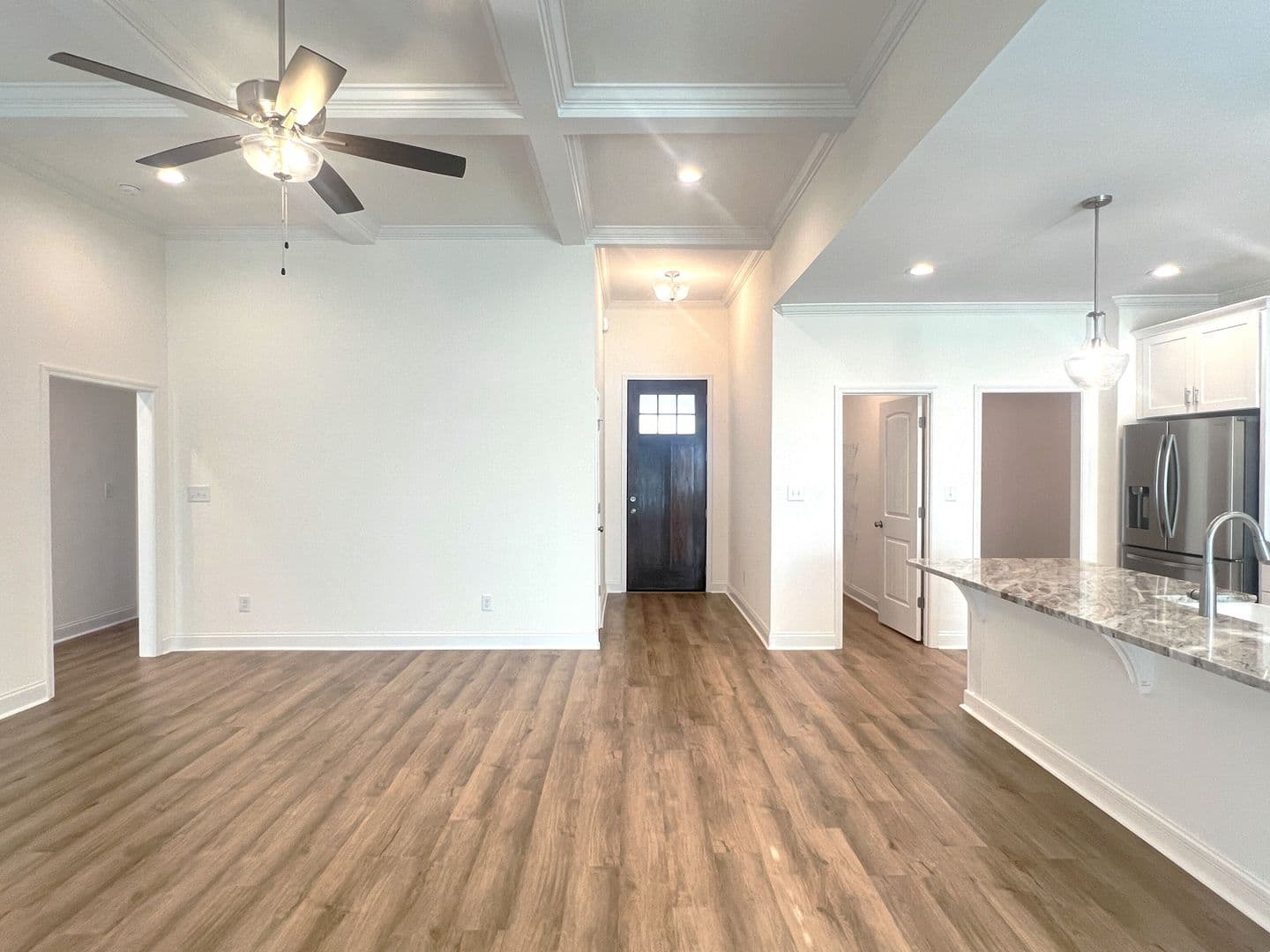 Kathleen House: 120 Field View Ln