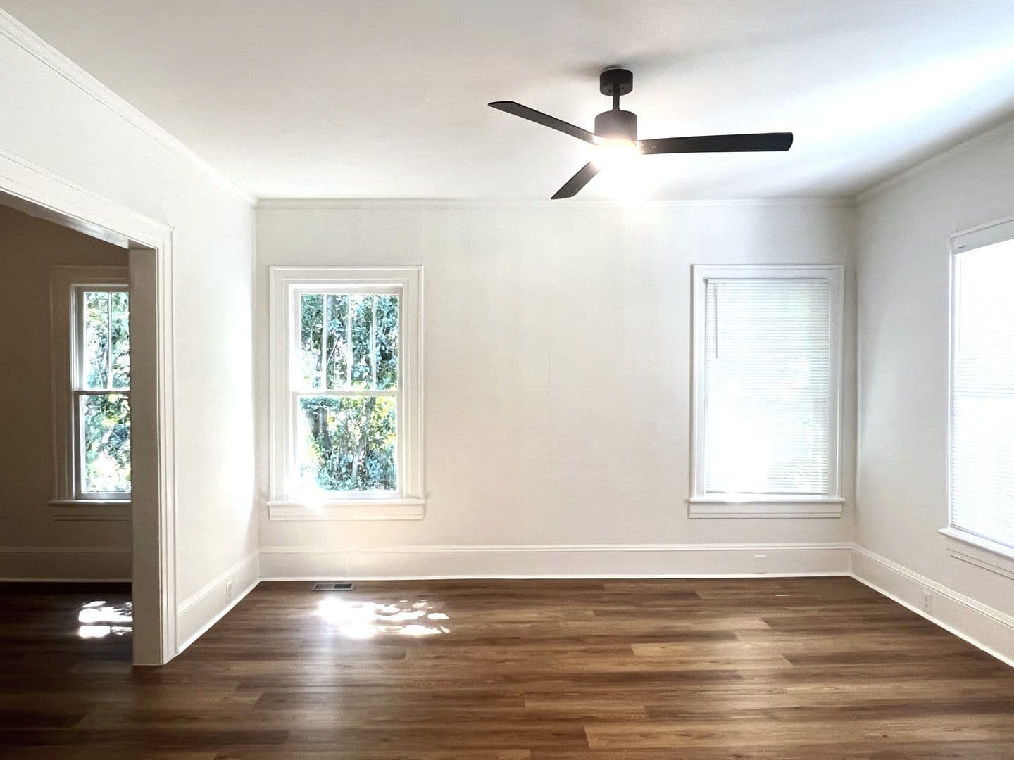 Macon House: 133 Desoto Pl