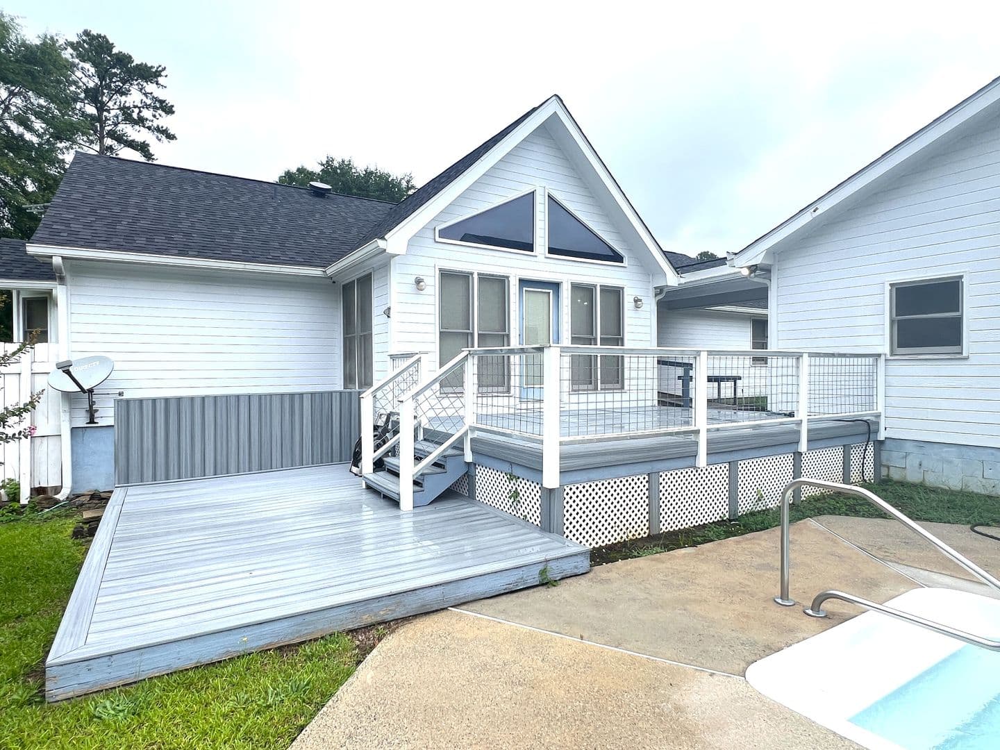Kathleen House: 178 Woodard Rd