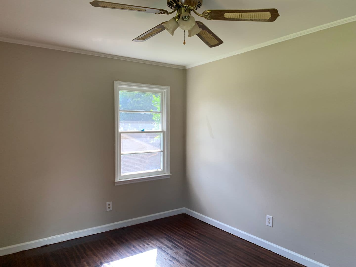 Macon House: 3240 Commodore Dr.
