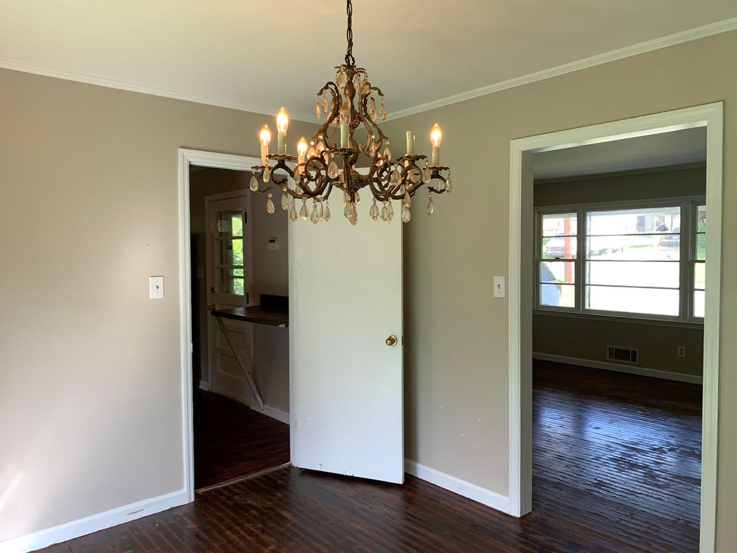 Macon House: 3240 Commodore Dr.
