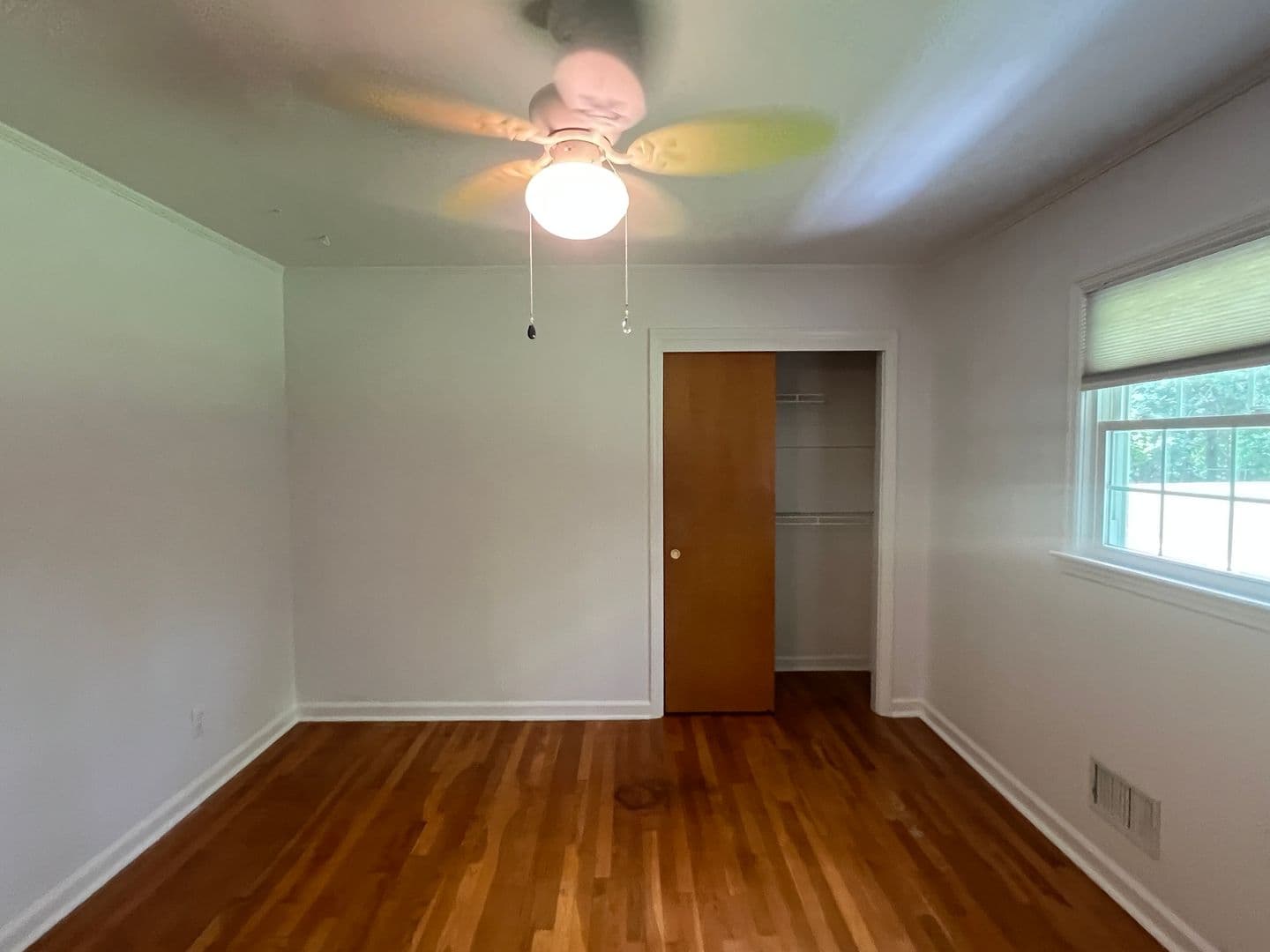 Macon House: 1943 Birchwood Way