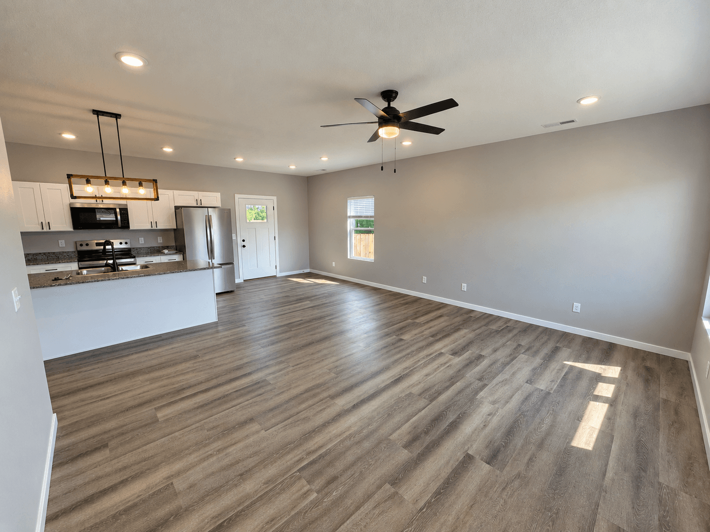 Springfield House: 5151 W Crestmere Drive
