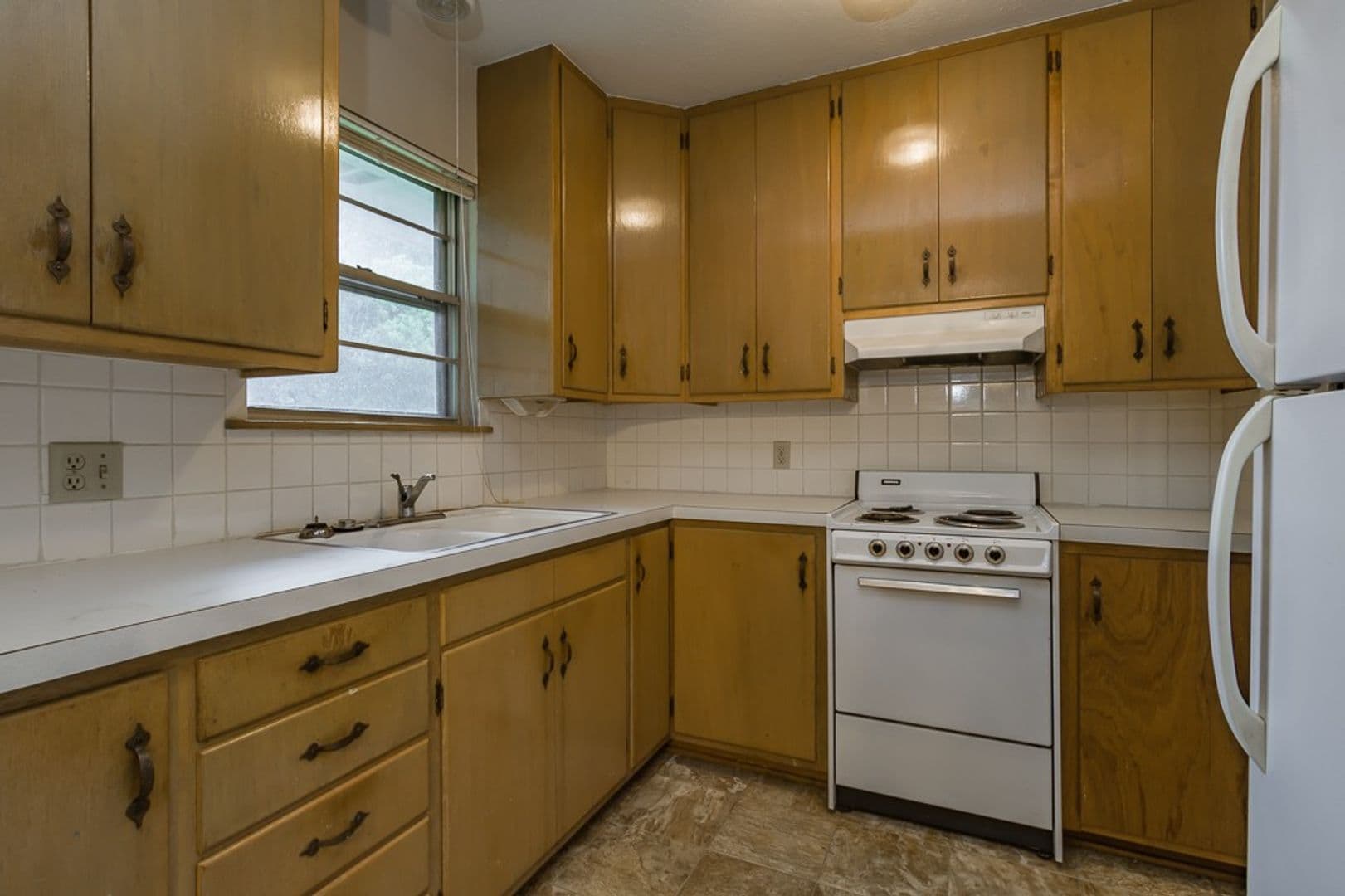 Springfield House: 843 S Link Ave