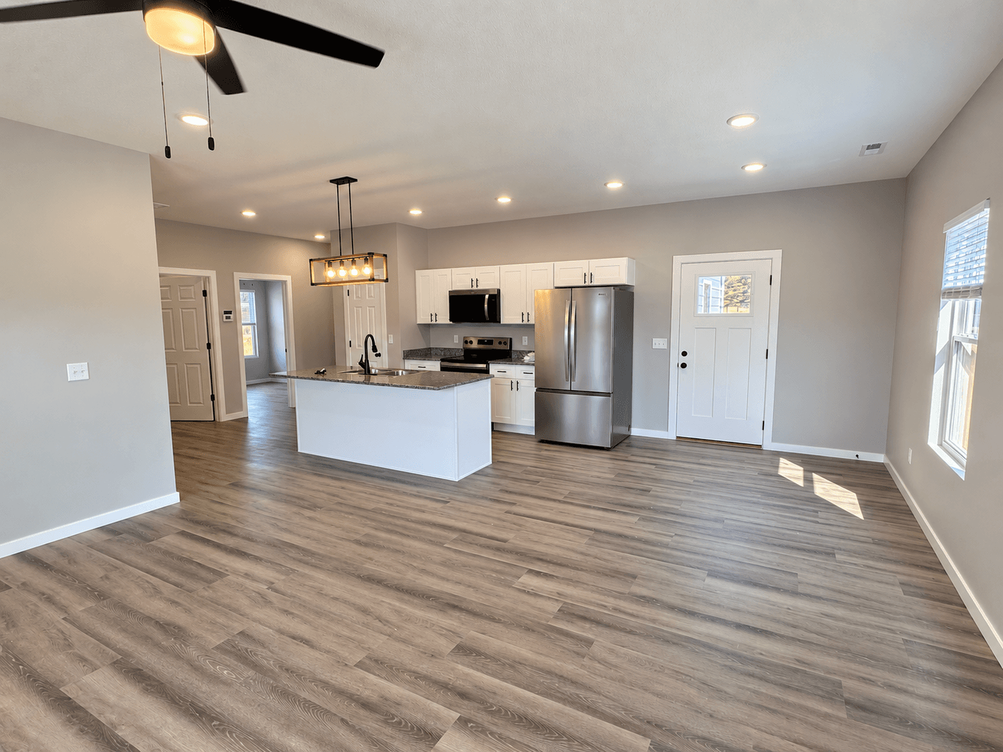 Springfield House: 5157 W Crestmere Drive