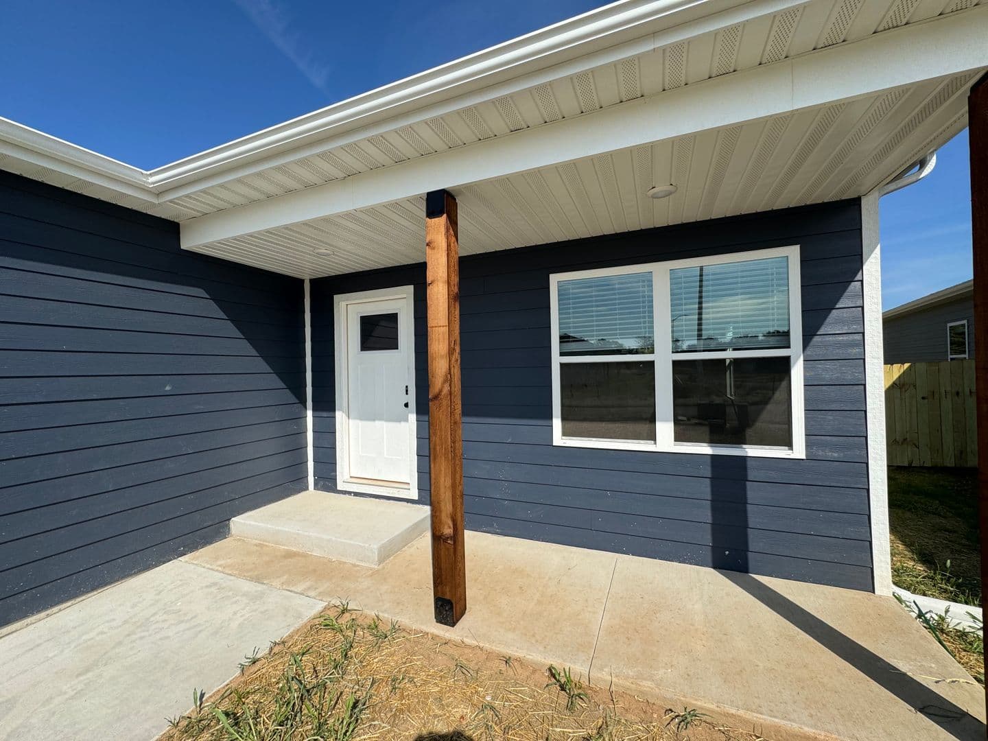 Springfield House: 5163 W Crestmere Drive