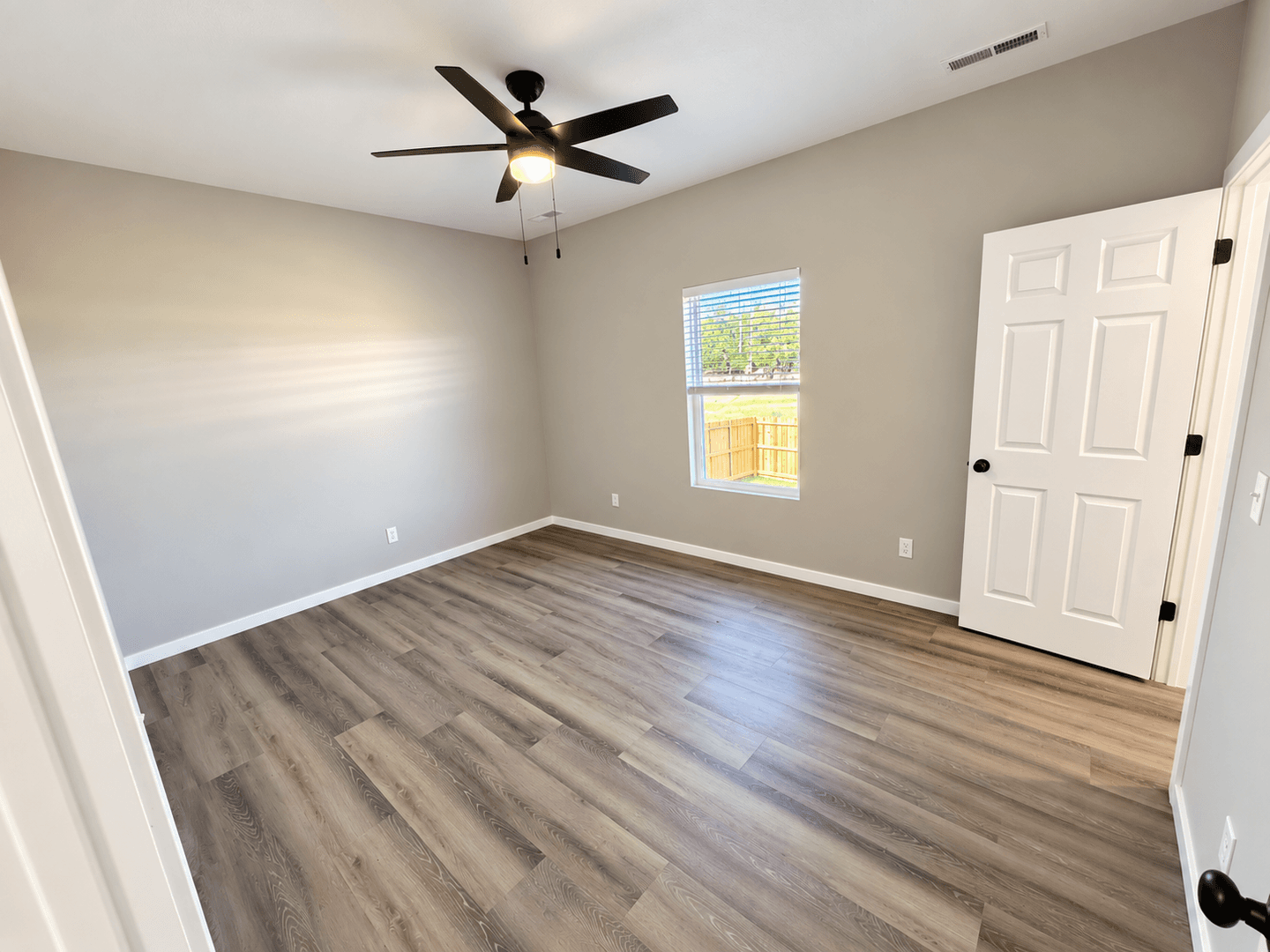 Springfield House: 5151 W Crestmere Drive