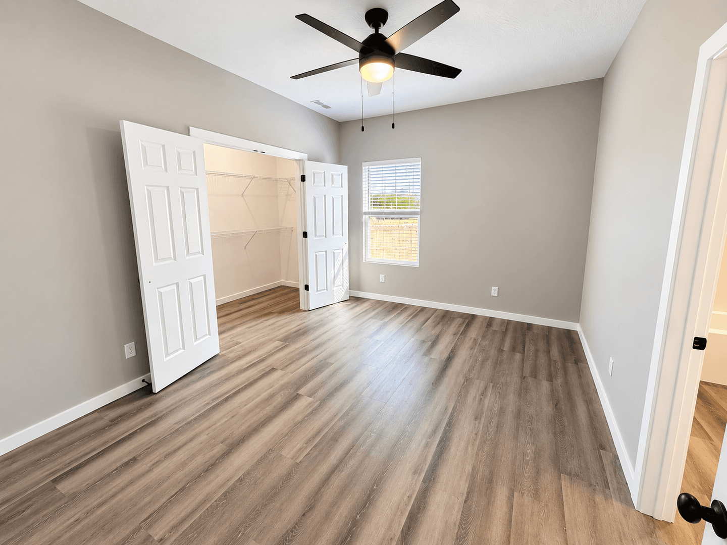 Springfield House: 5163 W Crestmere Drive