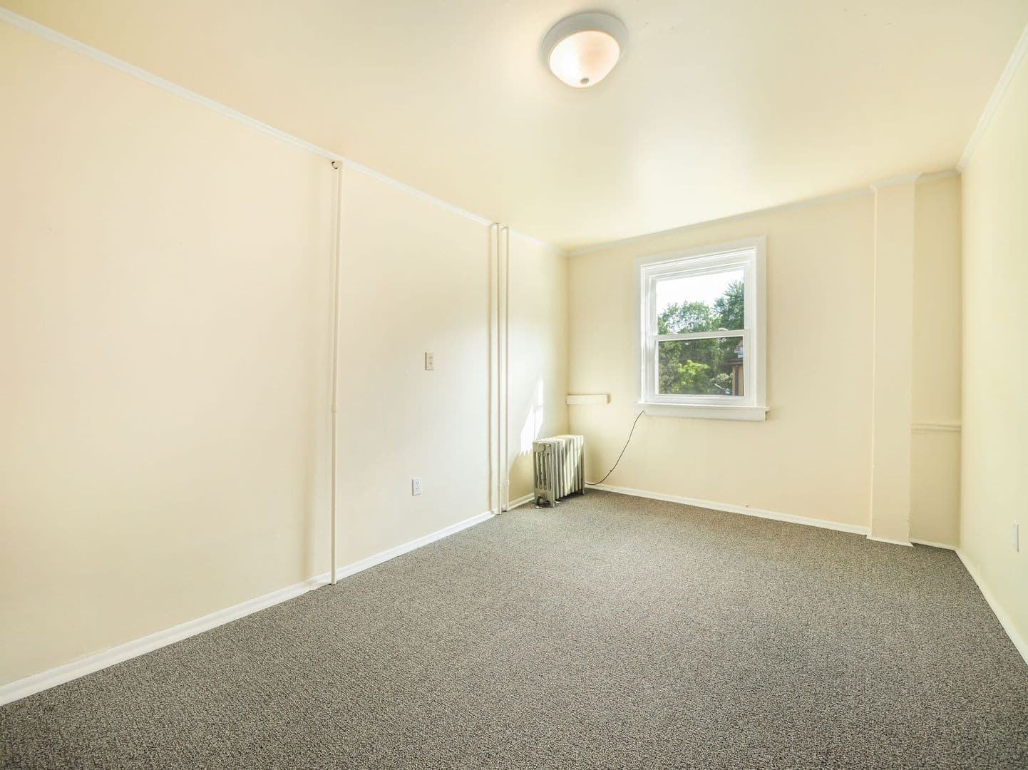 Highland Falls Apartment: 44 Center St
