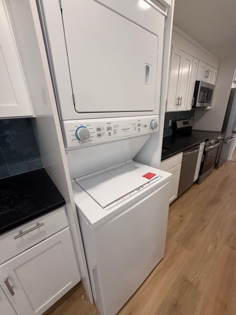 Newburgh Apartment: 137 Third St.