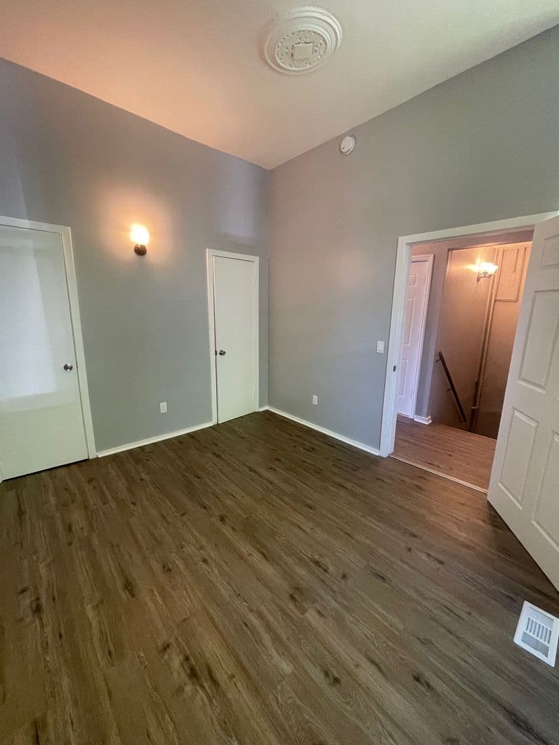Newburgh Apartment: 192 Lander St.