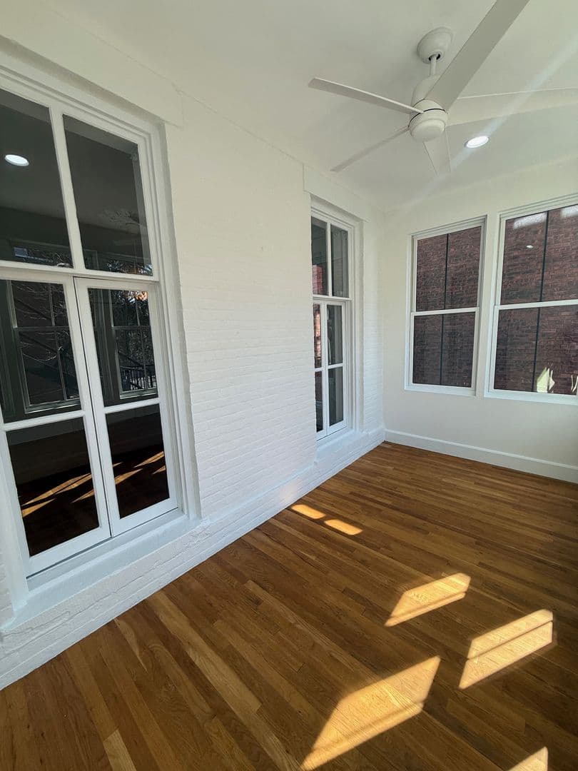 Newburgh Apartment: 233 Liberty St.