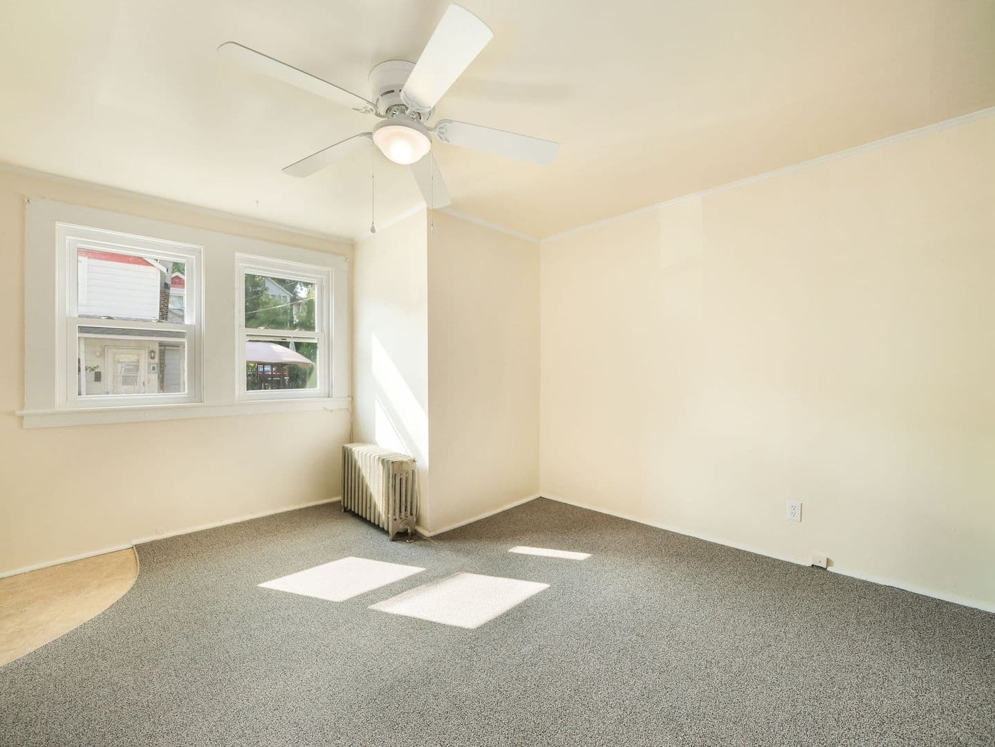 Highland Falls Apartment: 44 Center St