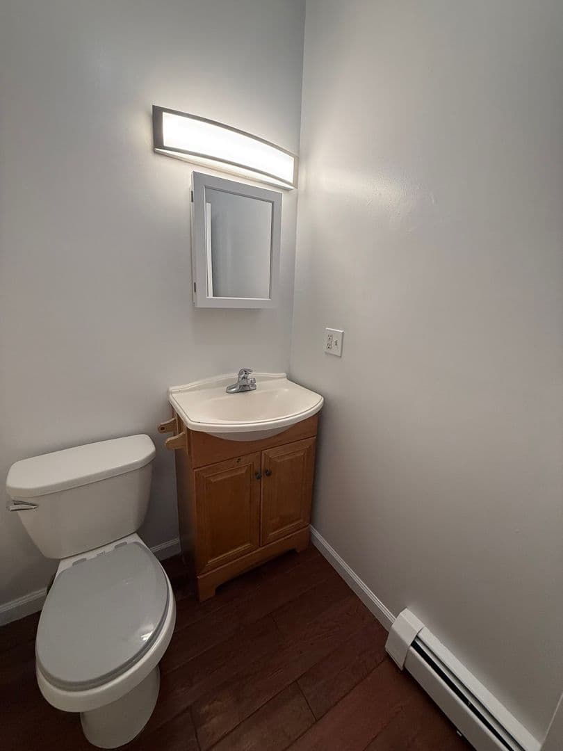 Newburgh Apartment: 63 Liberty St.