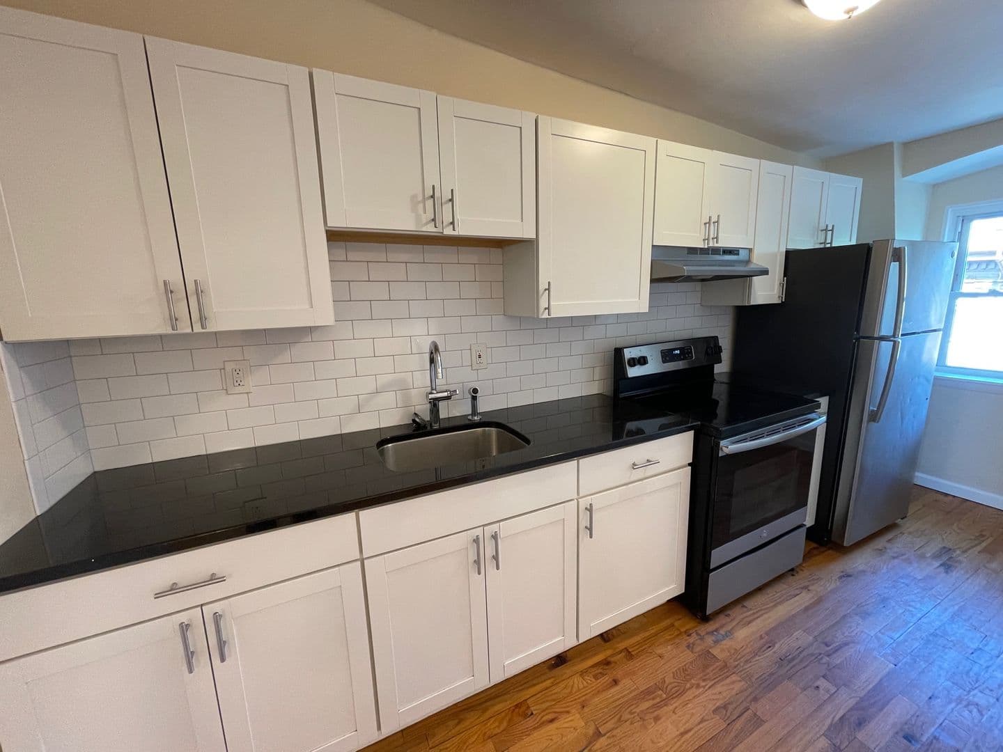 Newburgh Apartment: 202 Broadway