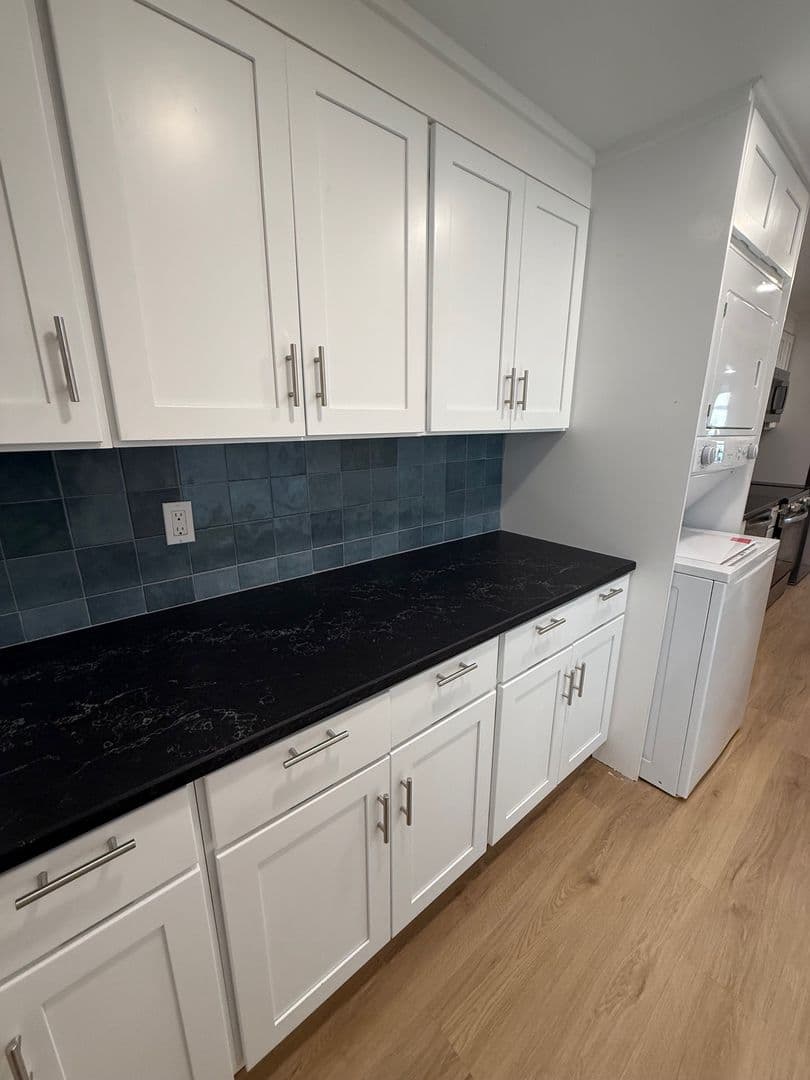 Newburgh Apartment: 137 Third St.