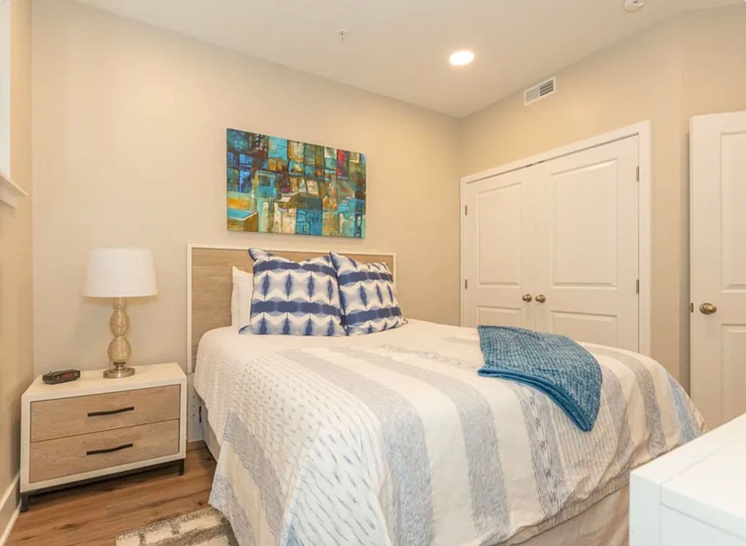Philadelphia Apartment: 2220 W. Master Street